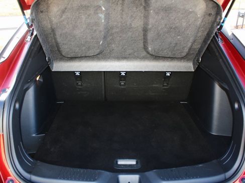 Used 2025 Buick Envista Preferred image 9