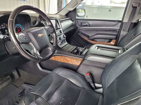 Used 2018 Chevrolet Tahoe Premier AWD/4WD image 10