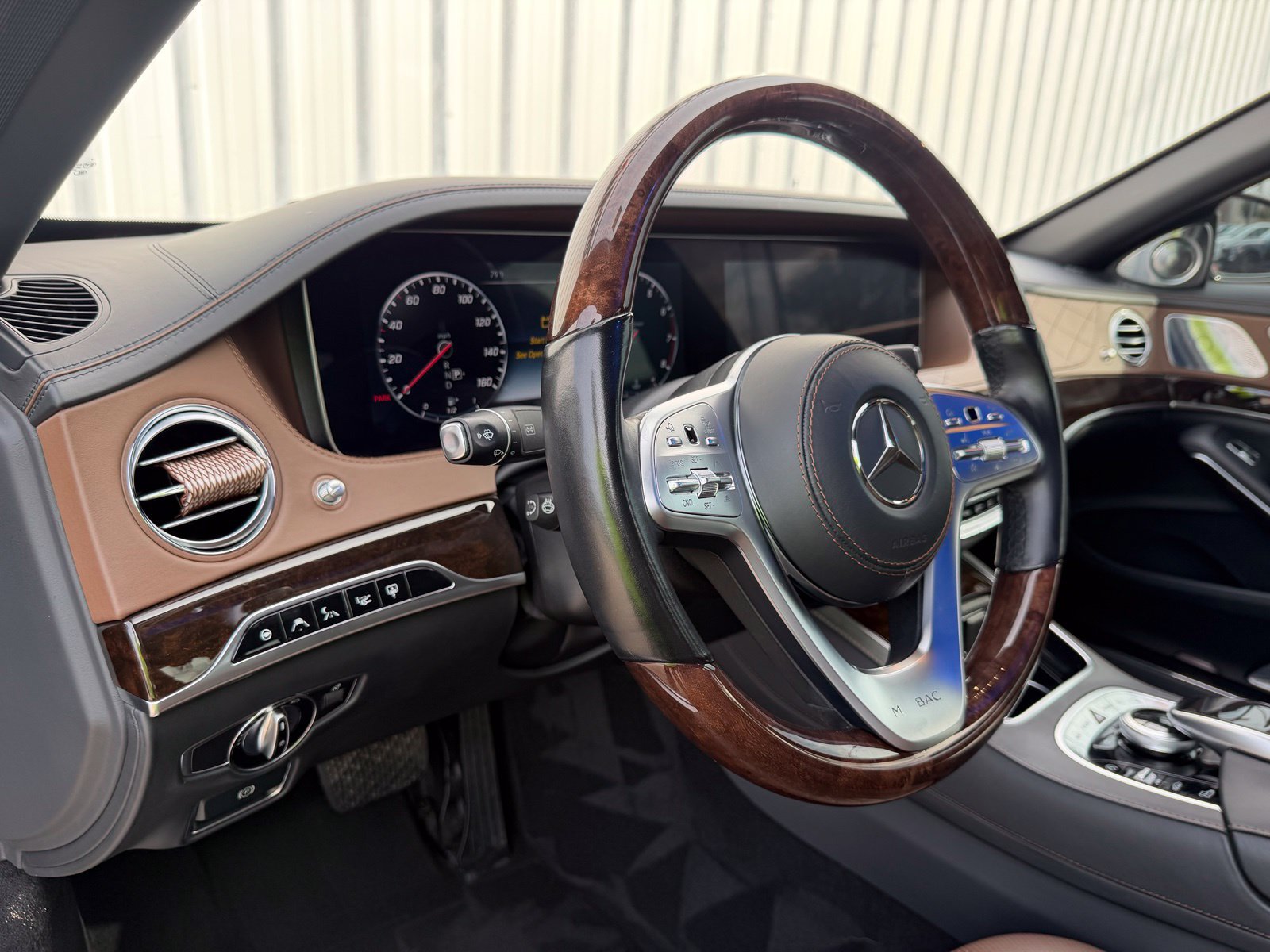 Used 2018 Mercedes-Benz Maybach S 650 image 24