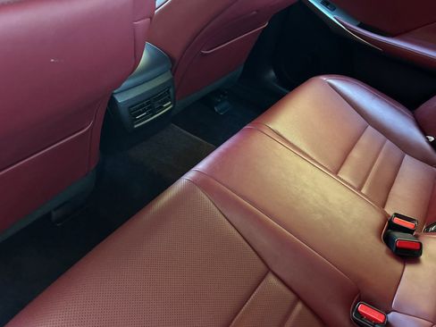 Used 2014 Lexus IS 350 image 25