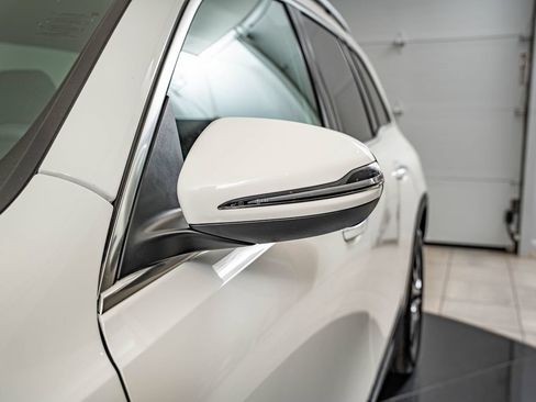 Certified 2026 Mercedes-Benz GLB 250 4MATIC image 9