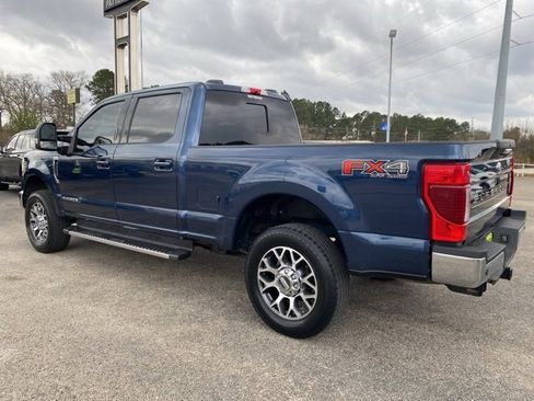 Used 2020 Ford F250 Lariat w/ Lariat Value Package image 3