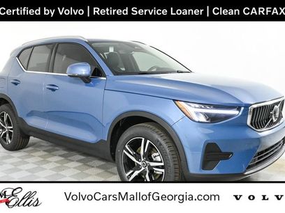 Certified 2025 Volvo XC40 B5 Core