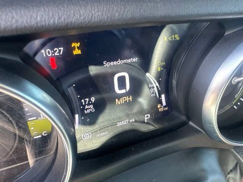 Used 2023 Jeep Wrangler Unlimited Rubicon 4xe AWD/4WD image 11