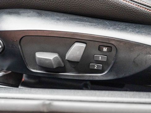 Used 2011 BMW 1 Series M image 21