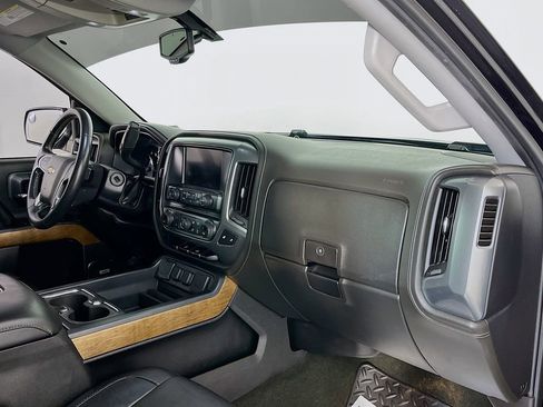 Used 2017 Chevrolet Silverado 1500 LTZ w/ Sport Package image 33