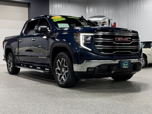 Certified 2023 GMC Sierra 1500 SLT w/ SLT Premium Plus Package AWD/4WD image 8