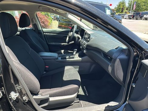 Used 2024 Nissan Sentra S FWD image 22