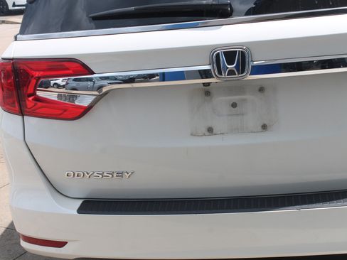 Used 2019 Honda Odyssey EX-L image 4