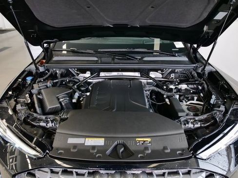 New 2025 Audi Q5 Prestige image 9