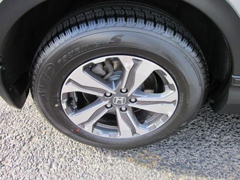 Used 2017 Honda CR-V LX image 14