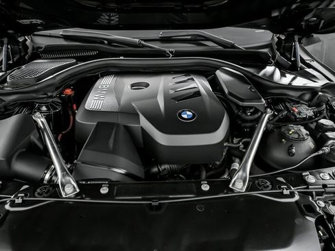 Used 2024 BMW 530i xDrive 530i xDrive w/ M Sport Package image 16