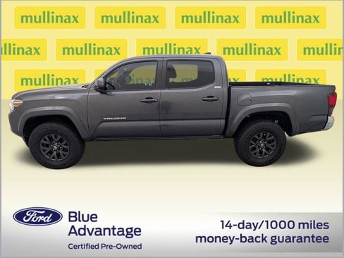 Used 2020 Toyota Tacoma SR5 image 11