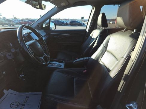 Used 2021 Honda Pilot Special Edition image 3