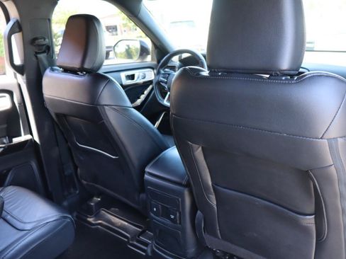 Used 2022 Ford Explorer ST AWD/4WD image 28