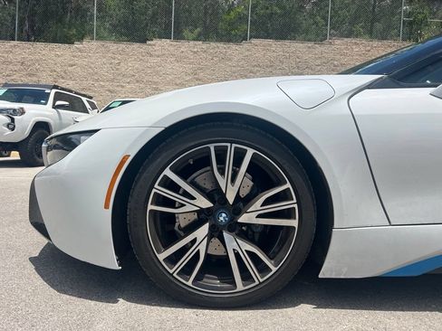 Used 2019 BMW i8 Roadster AWD/4WD image 5