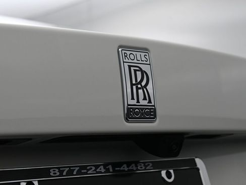 New 2026 Rolls-Royce Spectre image 14