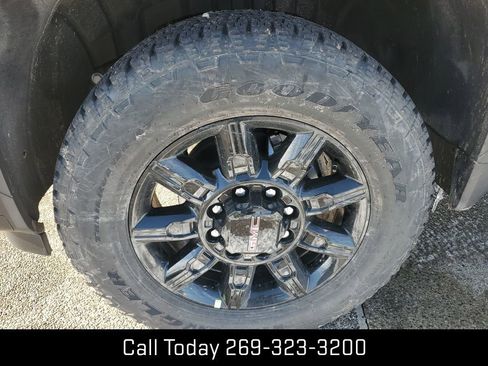 New 2026 GMC Sierra 2500 AT4 w/ AT4 Premium Plus Package image 27