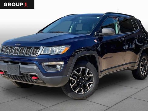 Used 2019 Jeep Compass Trailhawk w/ Leather Interior Group AWD/4WD image 1