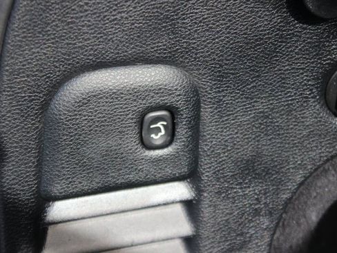 Used 2020 Jeep Grand Cherokee Overland image 28