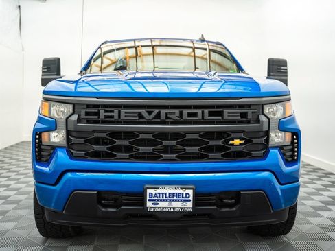Used 2022 Chevrolet Silverado 1500 Custom AWD/4WD image 2