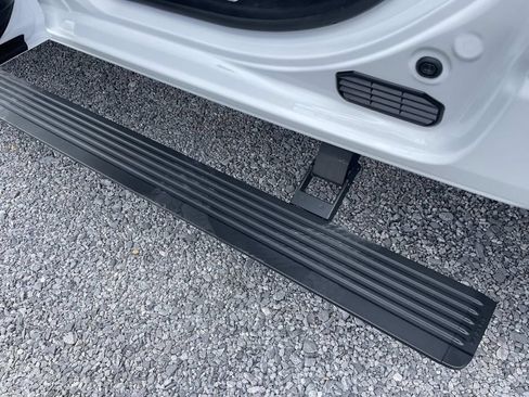 Used 2022 RAM 1500 Laramie w/ Laramie Southwest Edition AWD/4WD image 14