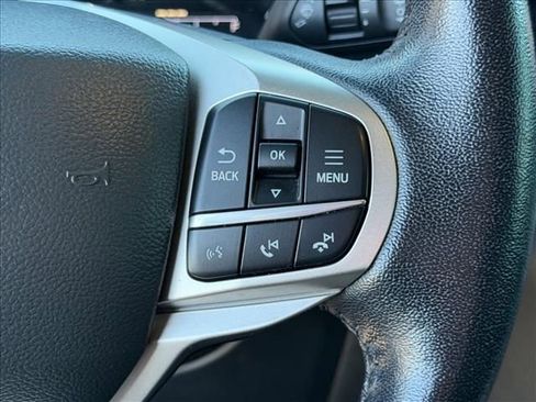 Used 2022 Ford Explorer XLT w/ Class IV Trailer Tow Package image 19