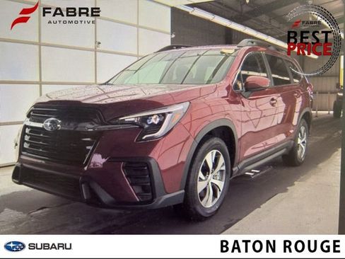 Used 2025 Subaru Ascent Premium AWD/4WD image 1