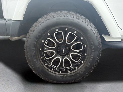 Used 2018 Jeep Wrangler Unlimited Sport AWD/4WD image 43