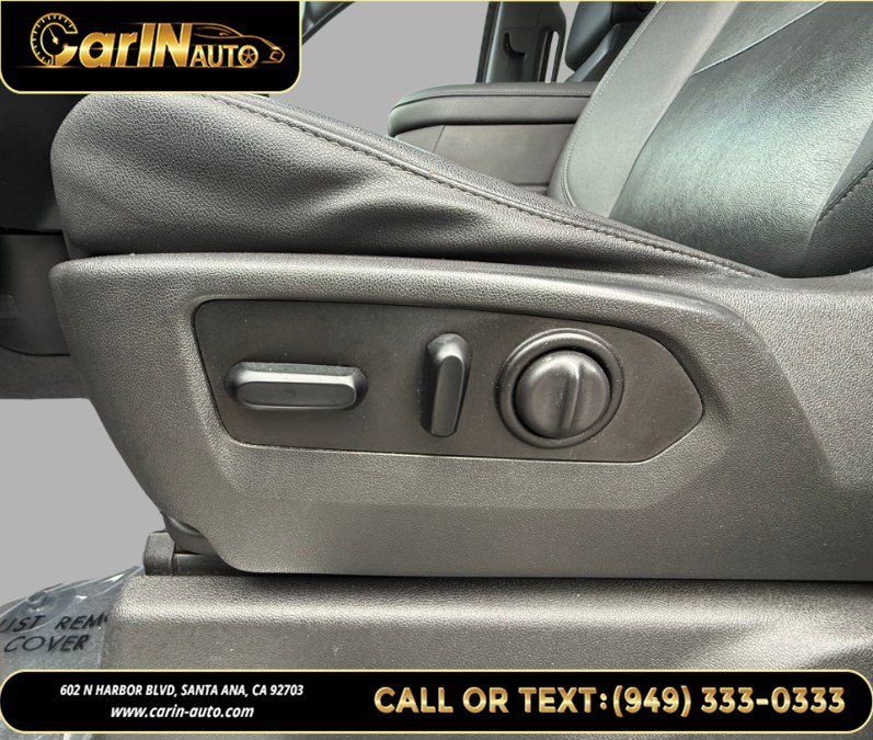 Used 2021 Chevrolet Silverado 1500 LT Trail Boss w/ Convenience Package II AWD/4WD image 14
