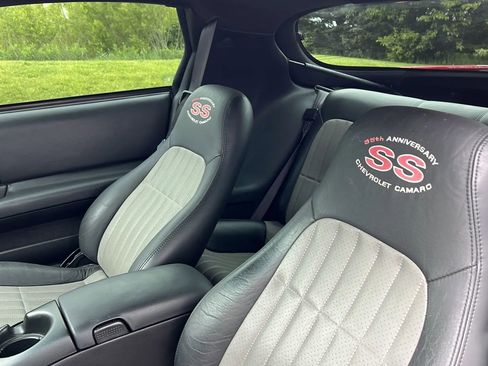 Used 2002 Chevrolet Camaro Z28 w/ SS Performance/Appearance Pkg RWD image 11