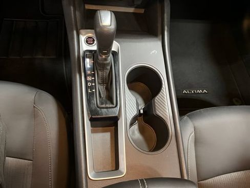 Certified 2024 Nissan Altima 2.5 S FWD image 18