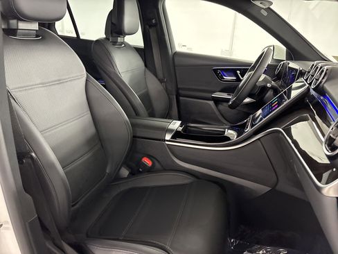 Certified 2026 Mercedes-Benz GLC 300 image 31