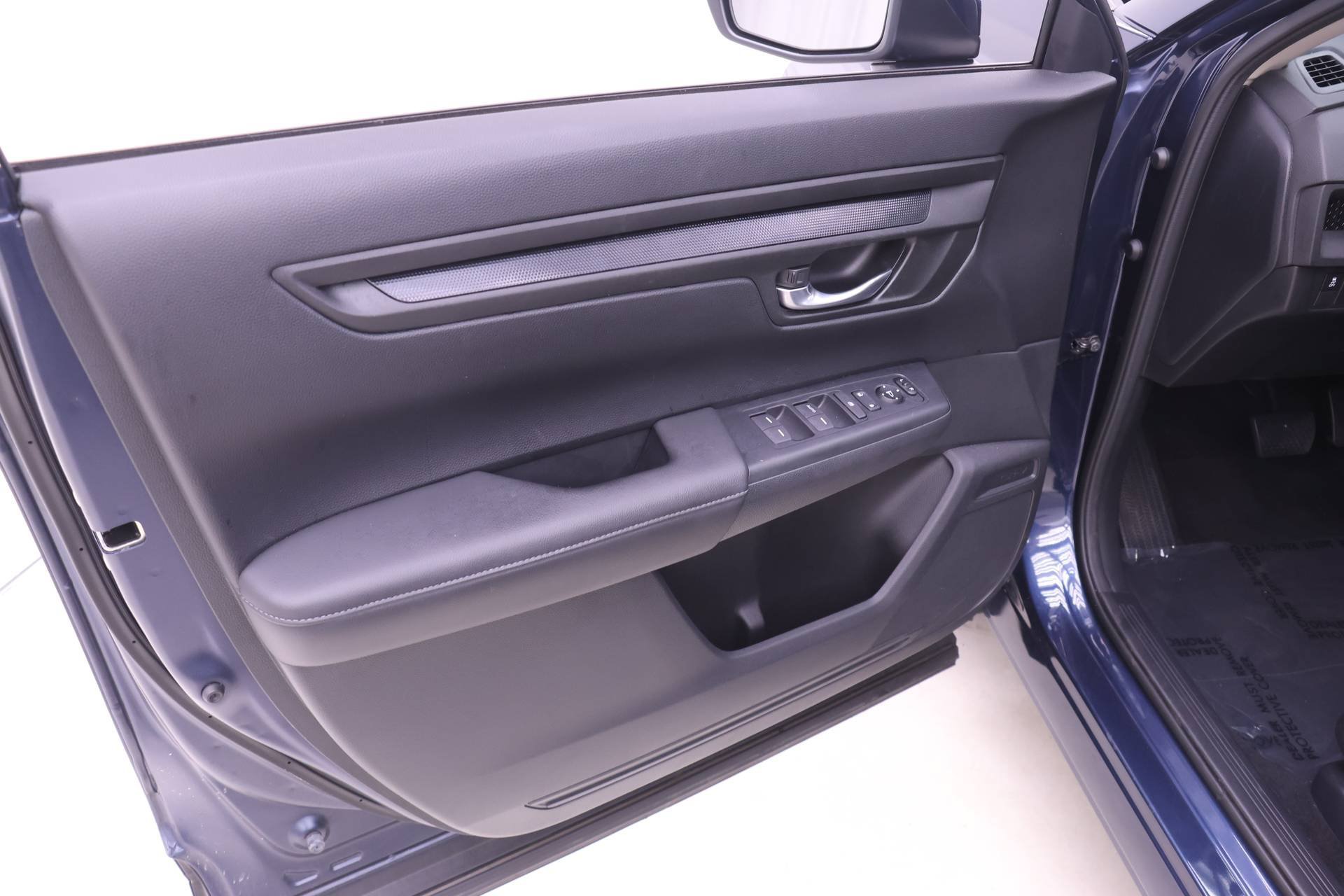 Certified 2023 Honda CR-V LX image 10