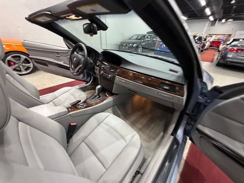 Used 2011 BMW 328i Convertible RWD image 30