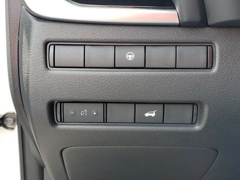 Certified 2023 Nissan Rogue SL w/ SL Premium Package AWD/4WD image 9