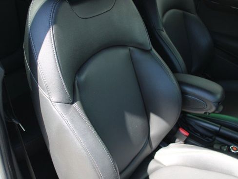 Used 2019 MINI Cooper S w/ Premium Package FWD image 20