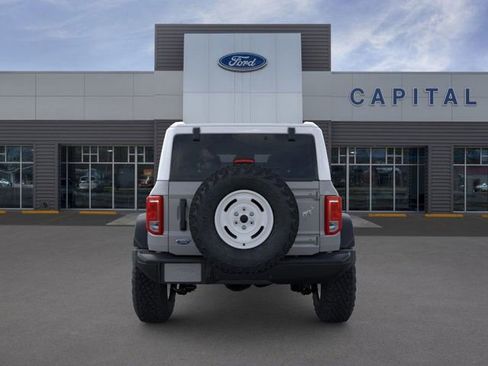 New 2026 Ford Bronco Heritage Edition image 5