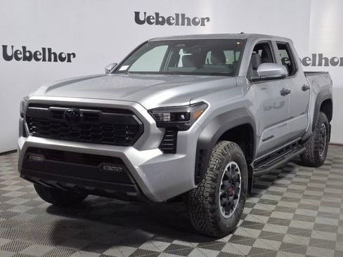 New 2026 Toyota Tacoma TRD Off-Road AWD/4WD image 3