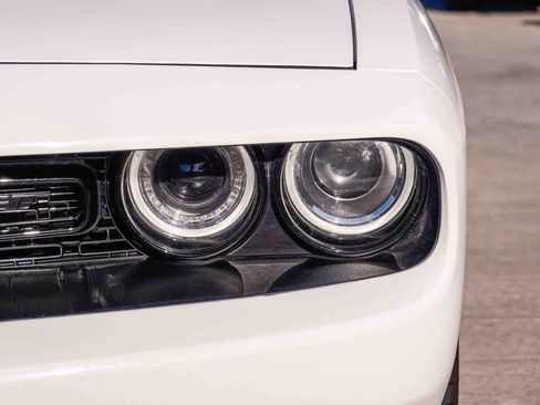 Used 2019 Dodge Challenger GT w/ Plus Package RWD image 12