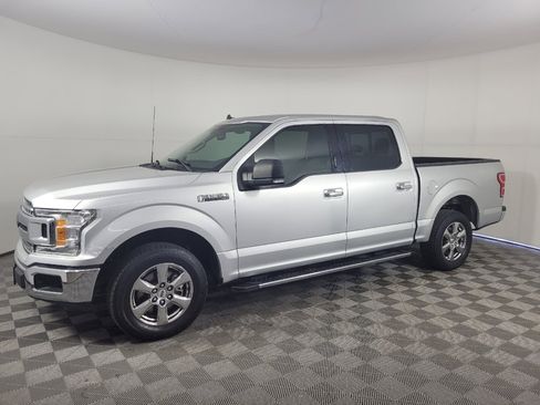 Used 2019 Ford F150 XLT w/ Equipment Group 302A Luxury RWD image 2