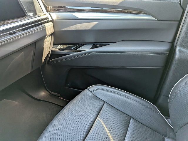 Certified 2025 Cadillac Escalade Premium Luxury AWD/4WD image 19