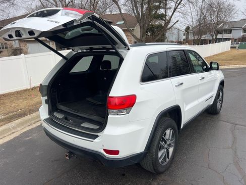 Used 2018 Jeep Grand Cherokee Limited image 17