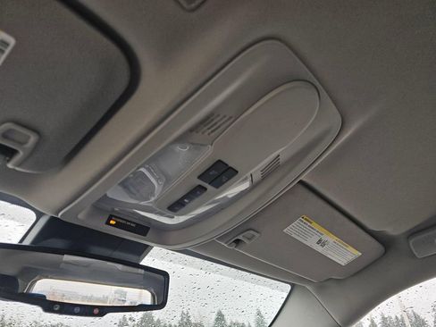 Used 2017 Chevrolet Equinox LS image 27