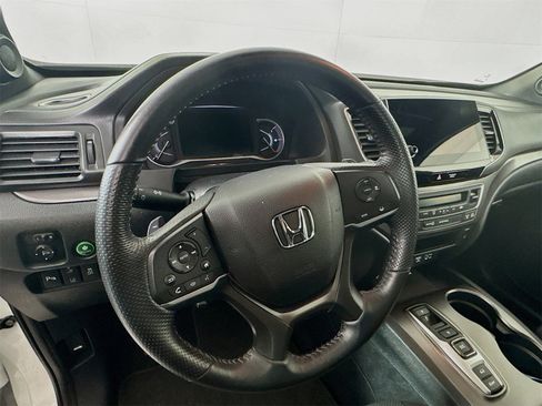 Used 2023 Honda Passport EX-L image 9
