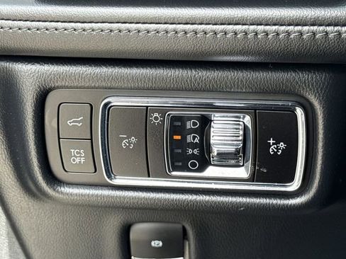 Certified 2023 Lincoln Nautilus Reserve FWD image 37