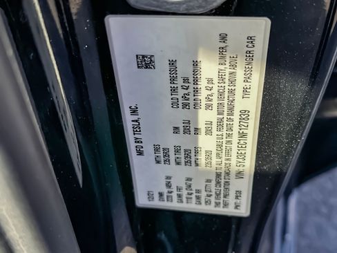 Used 2022 Tesla Model 3 Performance image 27