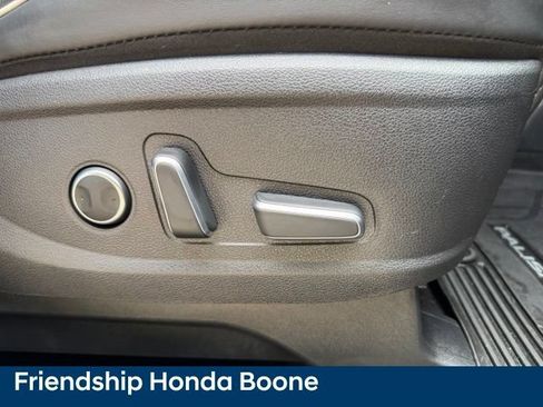 Used 2024 Hyundai Palisade SEL FWD image 49