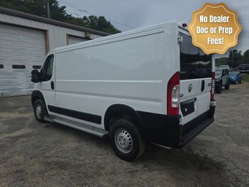 Used 2025 RAM ProMaster 2500 w/ U-Haul Equipment Group FWD image 3