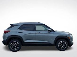 New 2026 Chevrolet TrailBlazer LT w/ Convenience Package AWD/4WD video 2